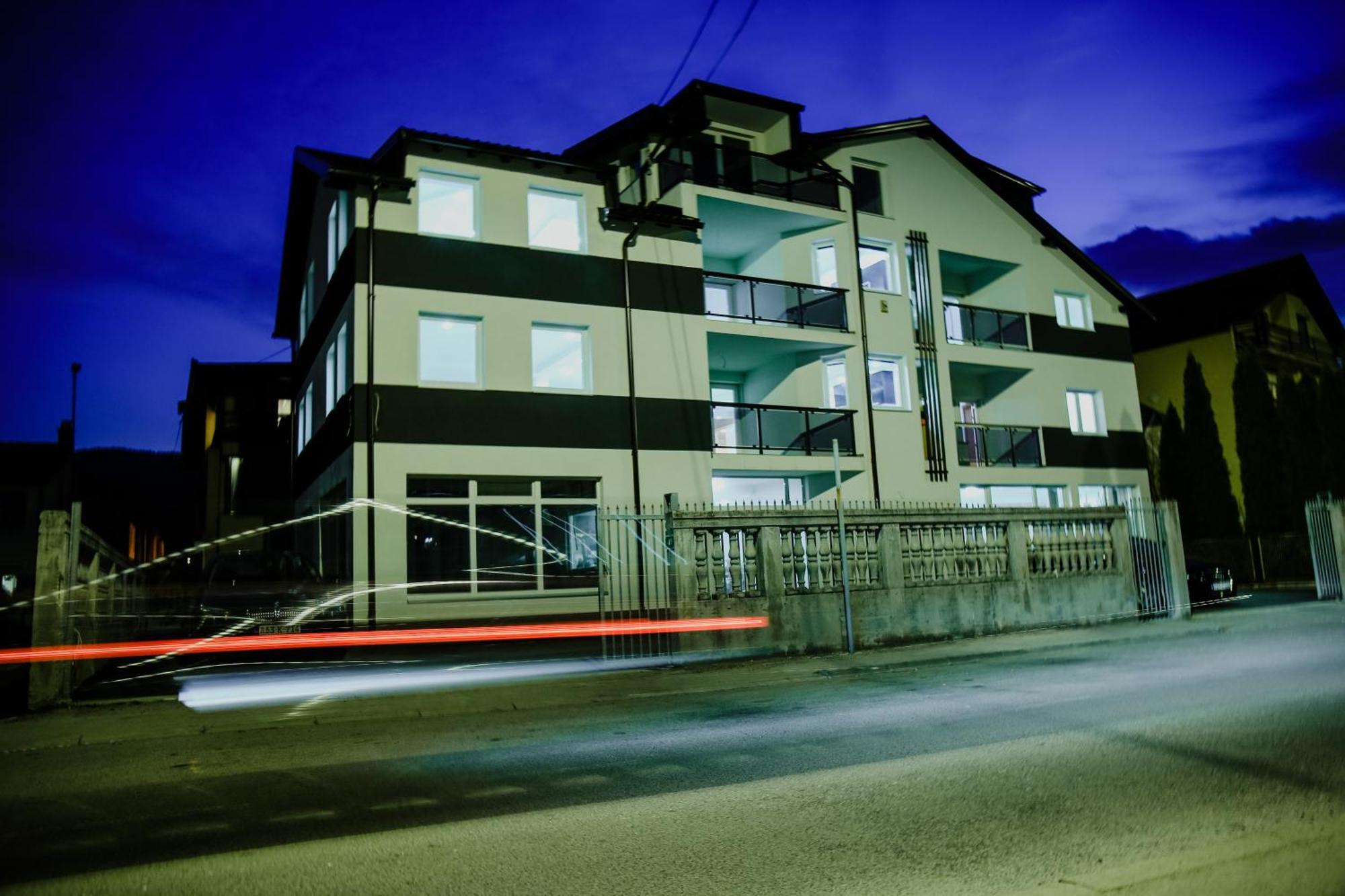 Deluxe Apartments Saraybosna Dış mekan fotoğraf